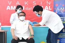 Nurdin Abdullah Mengikuti Proses Vaksin kedua