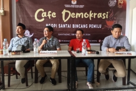 KPU Ngopi bareng Teman Pemilih  di Warkop Karau, Perkuat Partisipasi Masyarakat pada Pemilu 2024